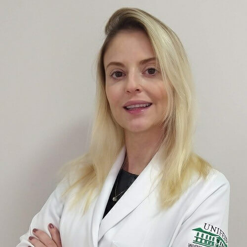 Dra. Juliana de Oliveira Calixto